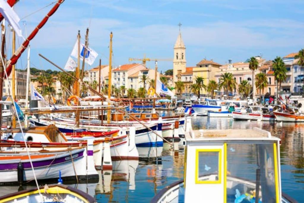 Appartement Au Coeur Du Village Sanary-sur-Mer Dış mekan fotoğraf