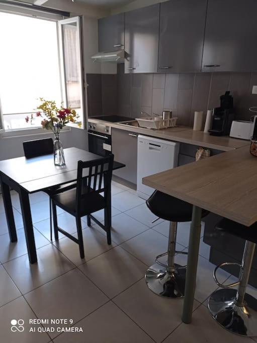Appartement Au Coeur Du Village Sanary-sur-Mer Dış mekan fotoğraf